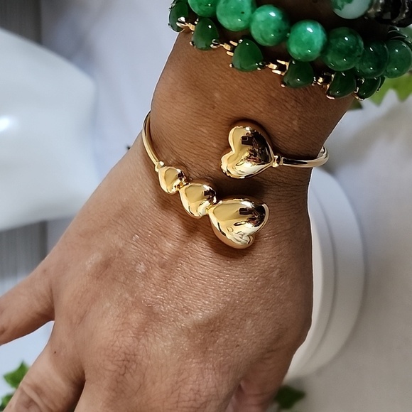 Gold Stainless Steel Hearts Adjustable Bangle Bracelet - Picture 7 of 9